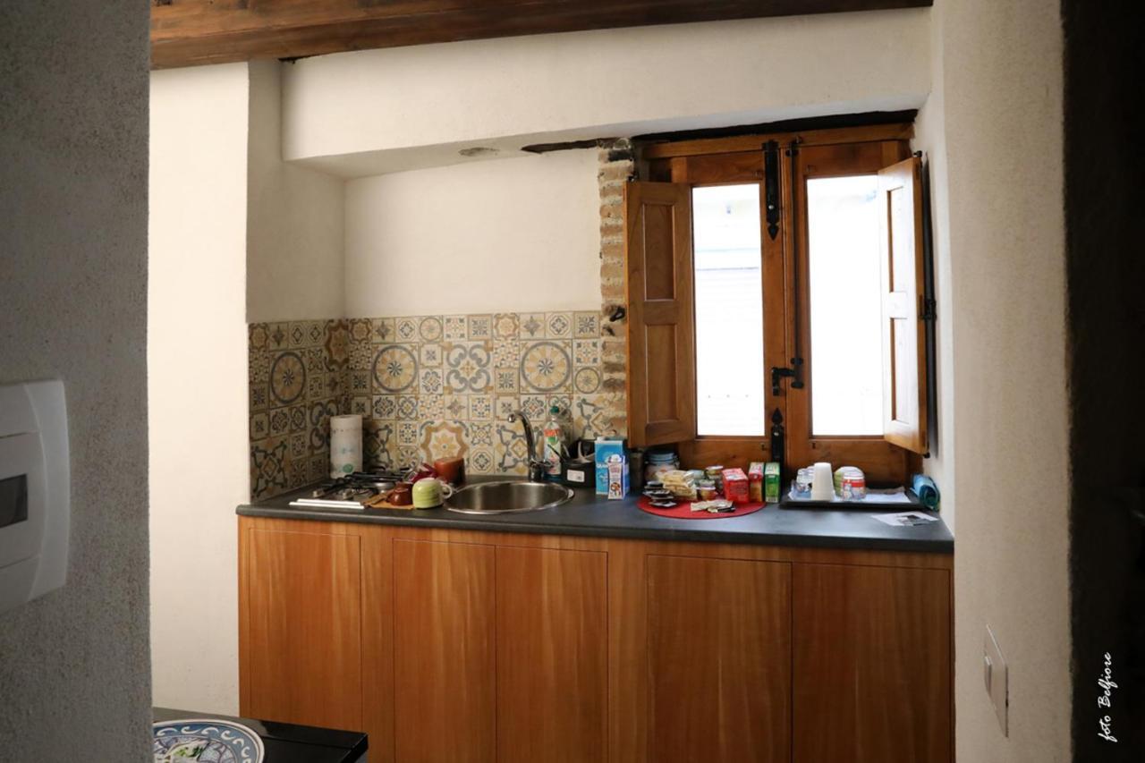מונטאלבאנו אליקונה San Nicolo Holiday Home מראה חיצוני תמונה
