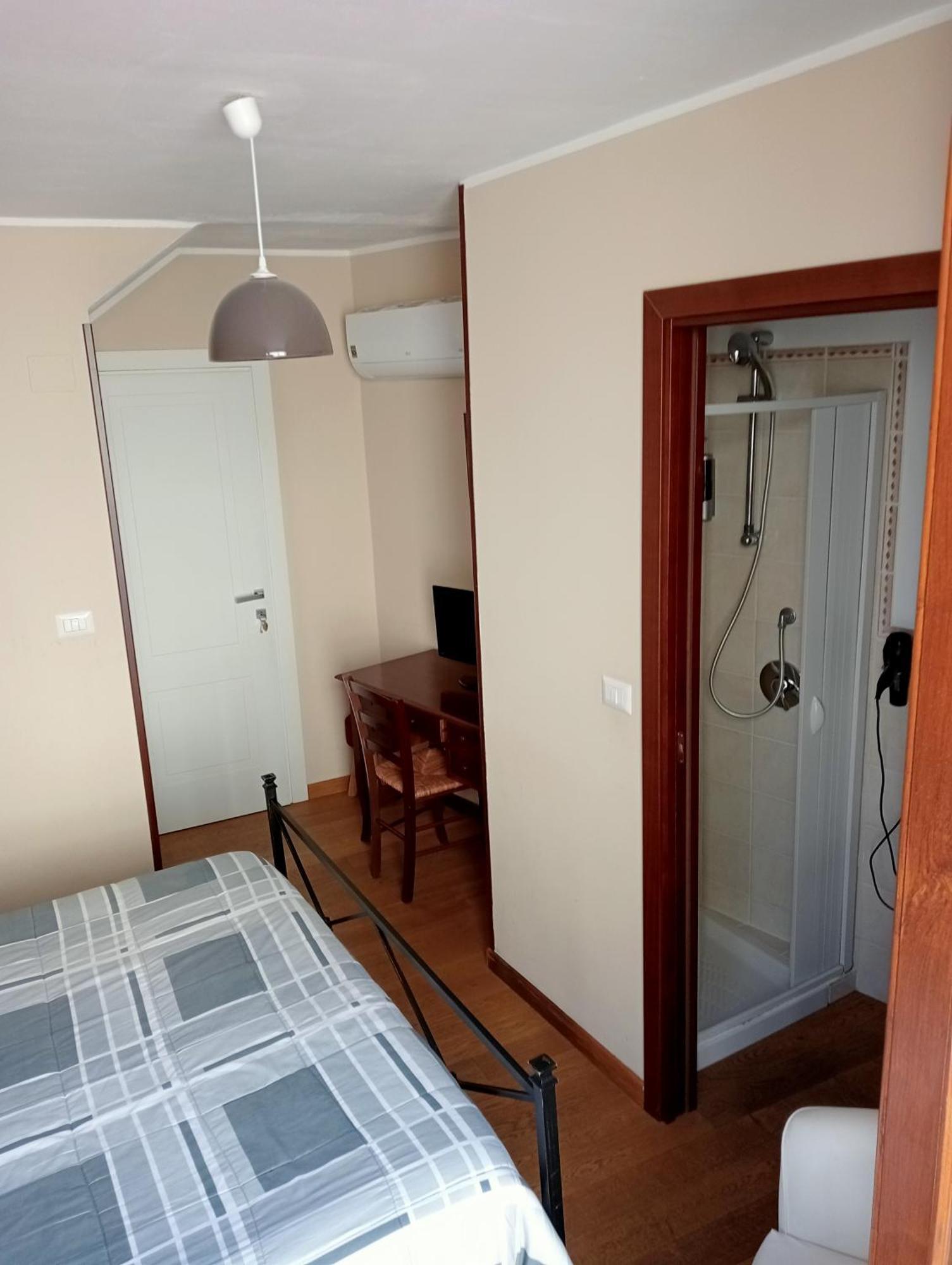 מונטאלבאנו אליקונה San Nicolo Holiday Home מראה חיצוני תמונה