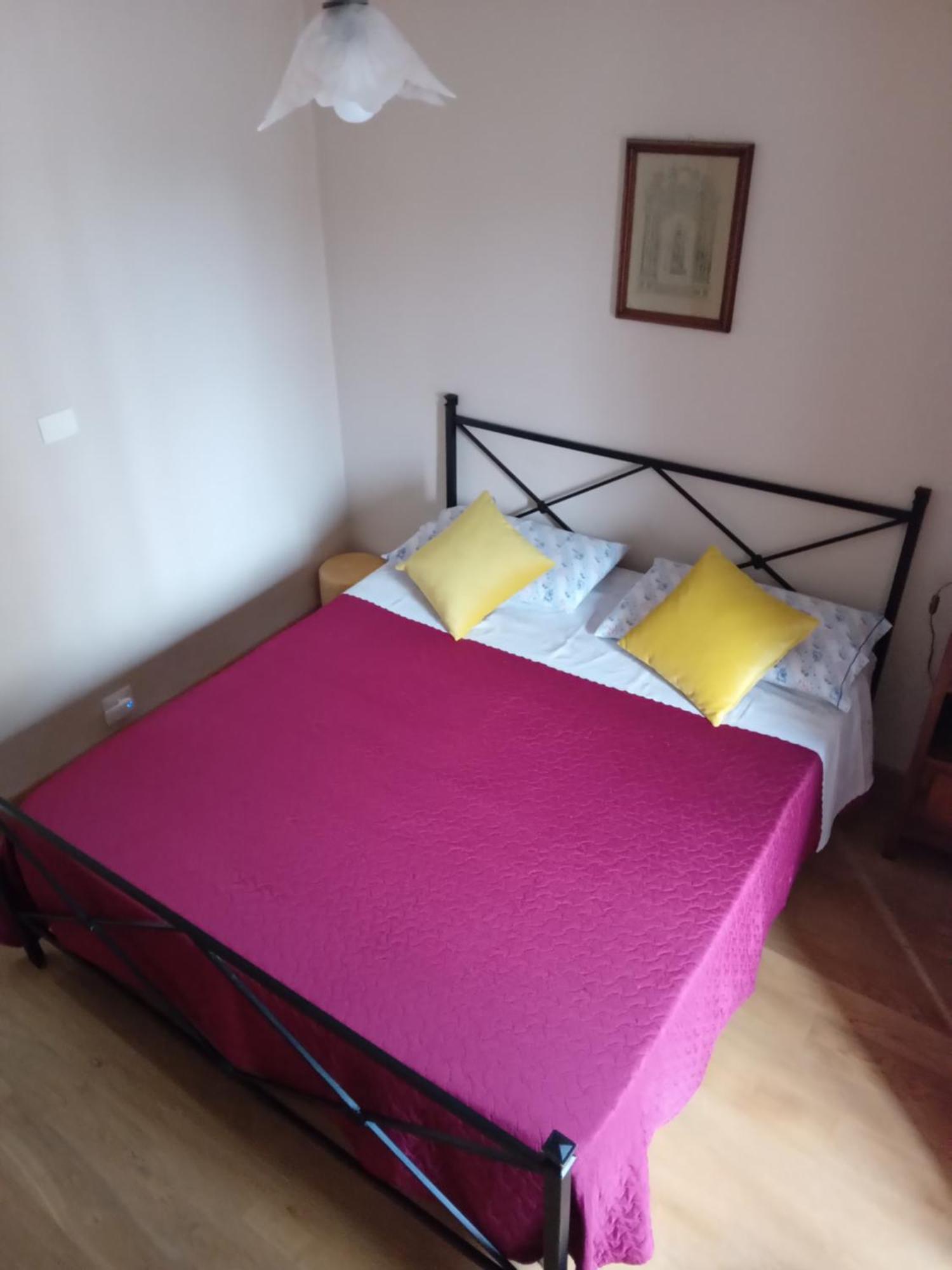 מונטאלבאנו אליקונה San Nicolo Holiday Home מראה חיצוני תמונה