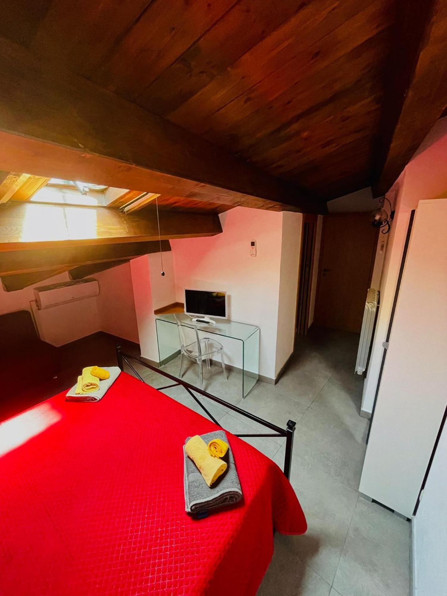 מונטאלבאנו אליקונה San Nicolo Holiday Home מראה חיצוני תמונה