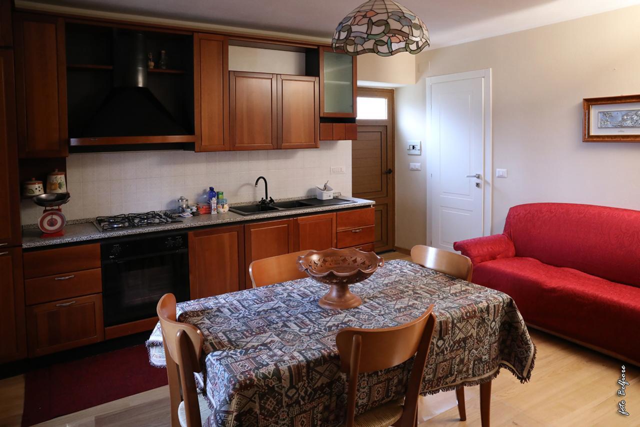 מונטאלבאנו אליקונה San Nicolo Holiday Home מראה חיצוני תמונה